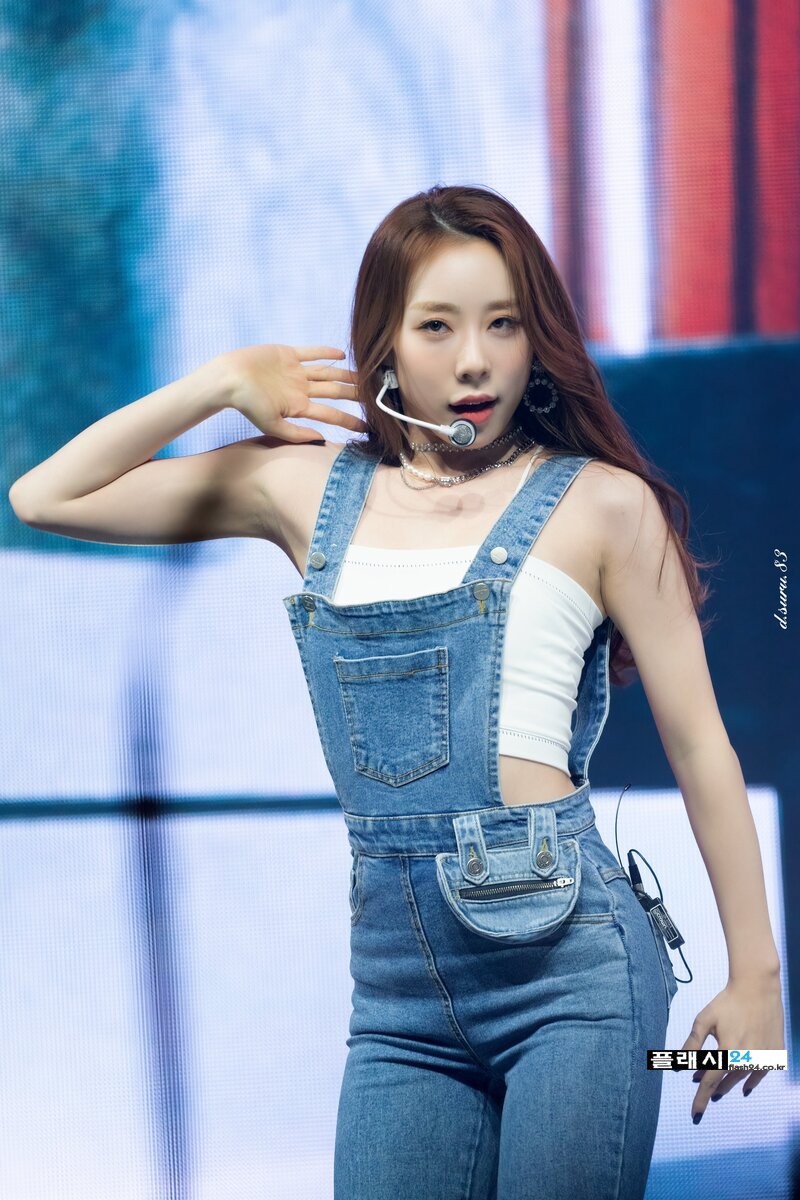 220115-WJSN-Yeonjung-documents-3.jpg