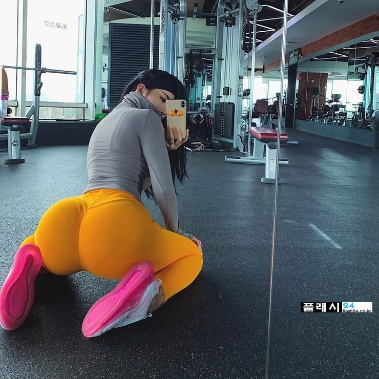_gym-booty.jpg
