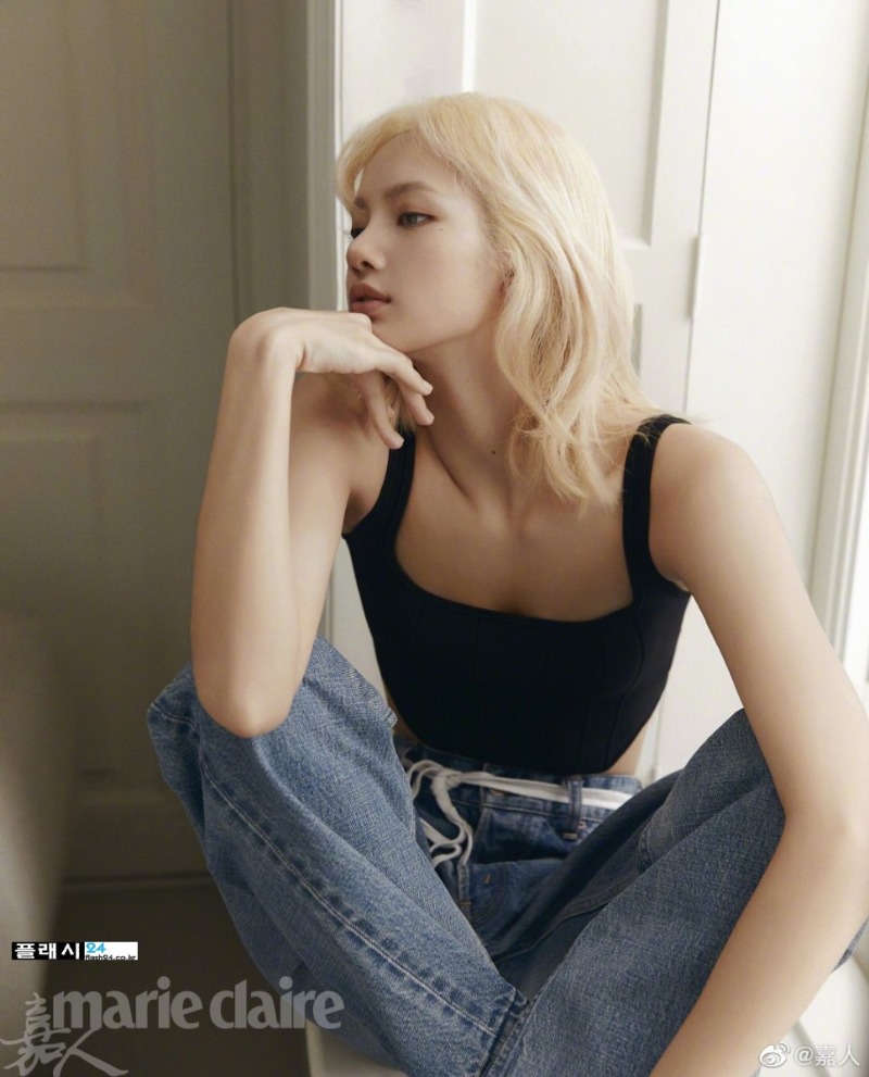 LISA-for-Marie-Claire-China-August-2022-2.jpg
