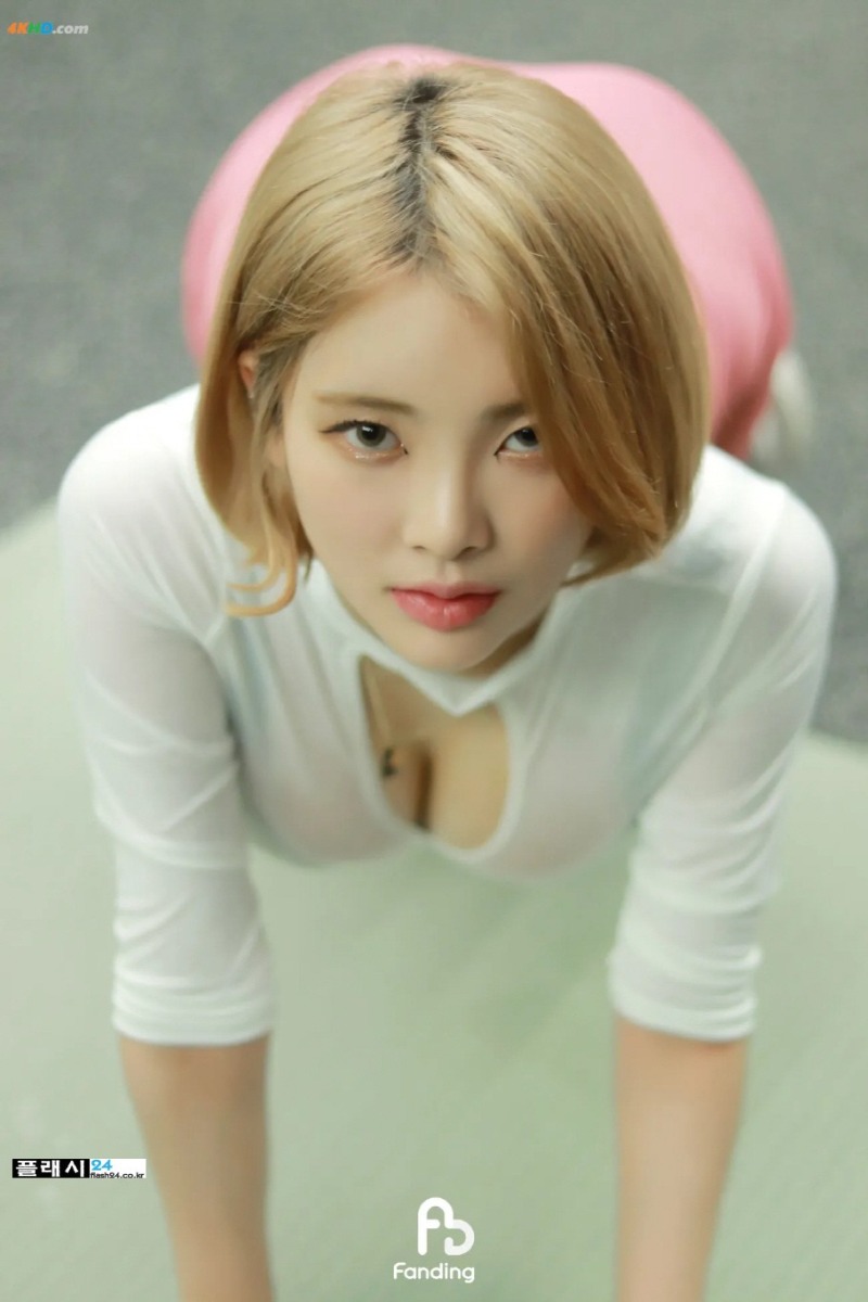 _fanding-yeon-hyoyeon-gym-girl-4khd.com-00002.jpg