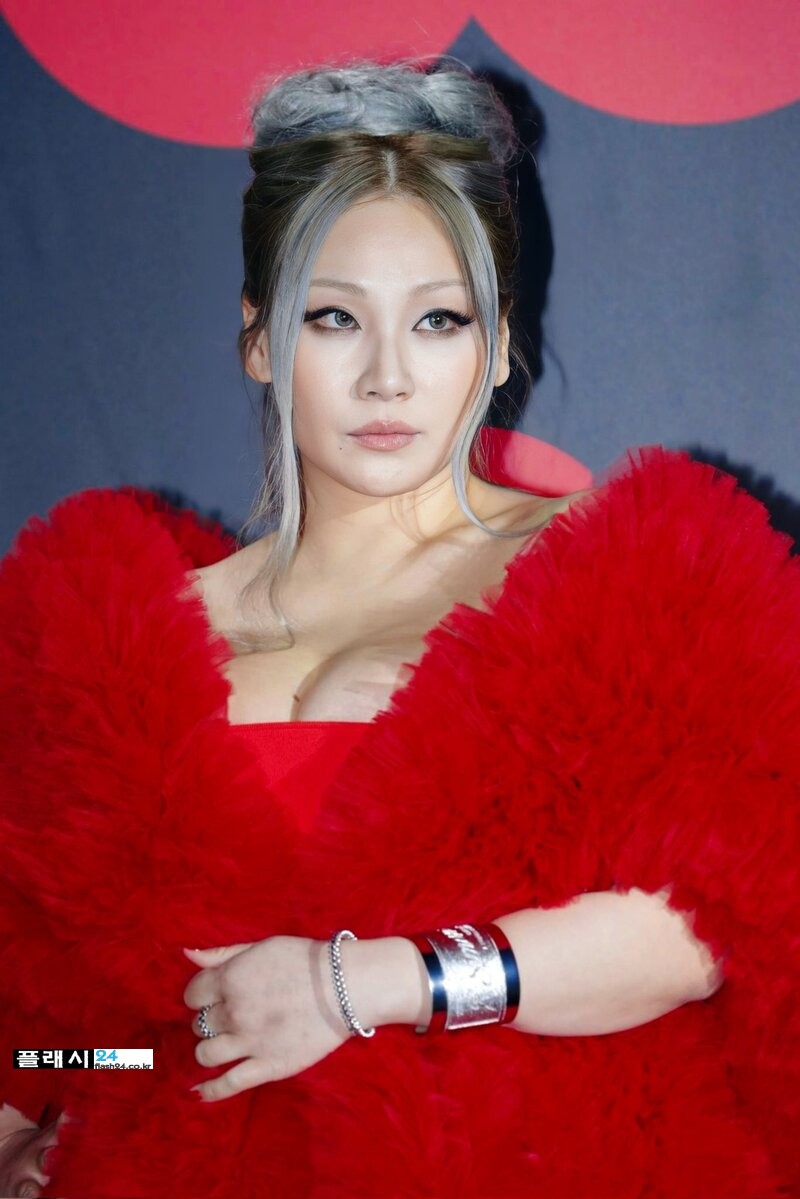 December-8-2022-CL-at-GQ-Night-Party-in-Seoul-documents-4(1).jpg
