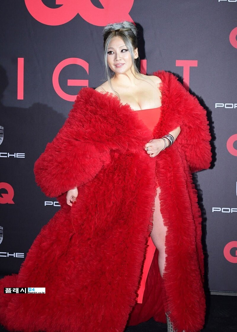 December-8-2022-CL-at-GQ-Night-Party-in-Seoul-documents-9.jpg