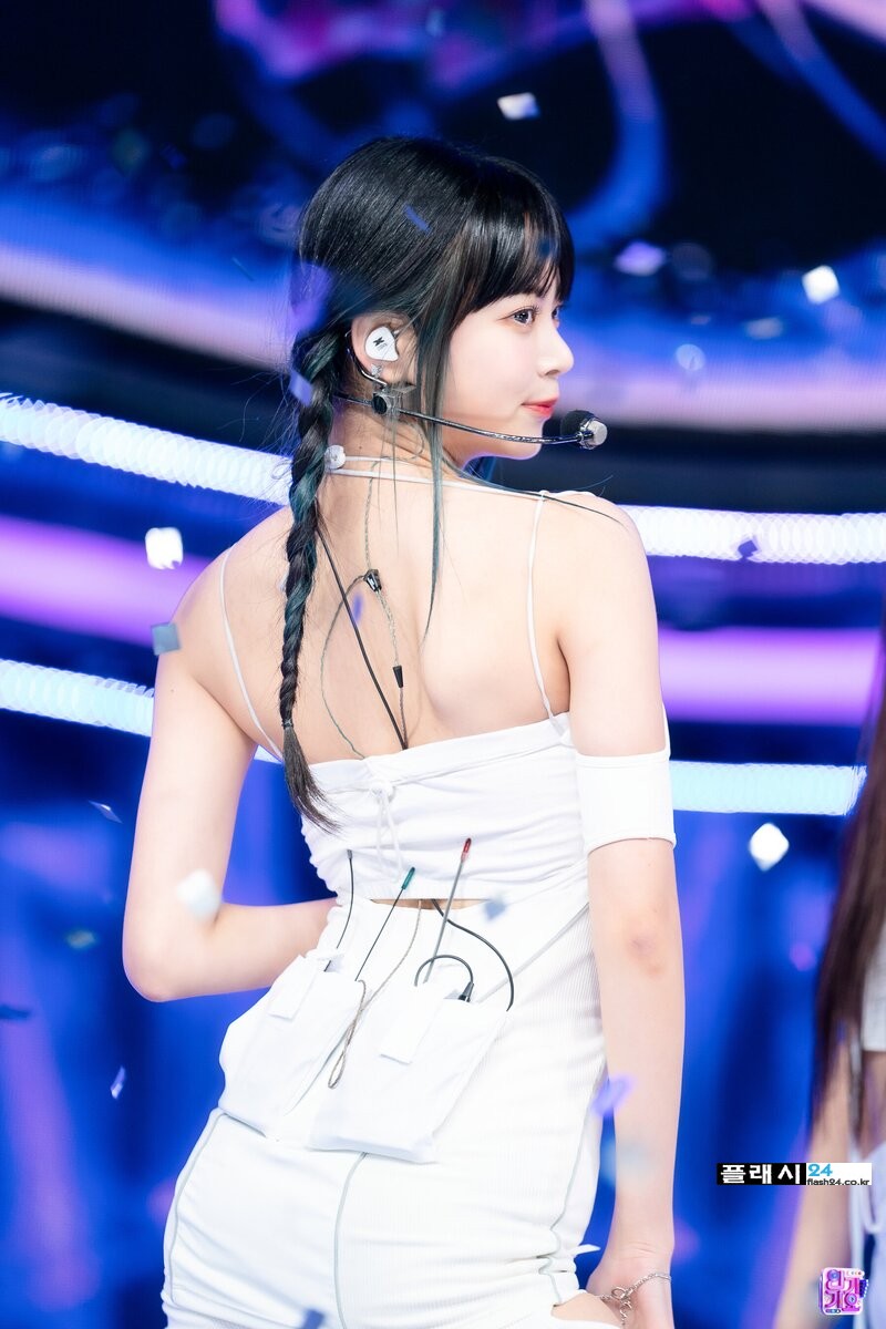 SSERAFIM-Eunchae-Impurities-at-Inkigayo-documents-3.jpg