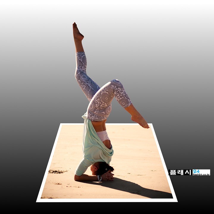 handstand-1119326_960_720.jpg