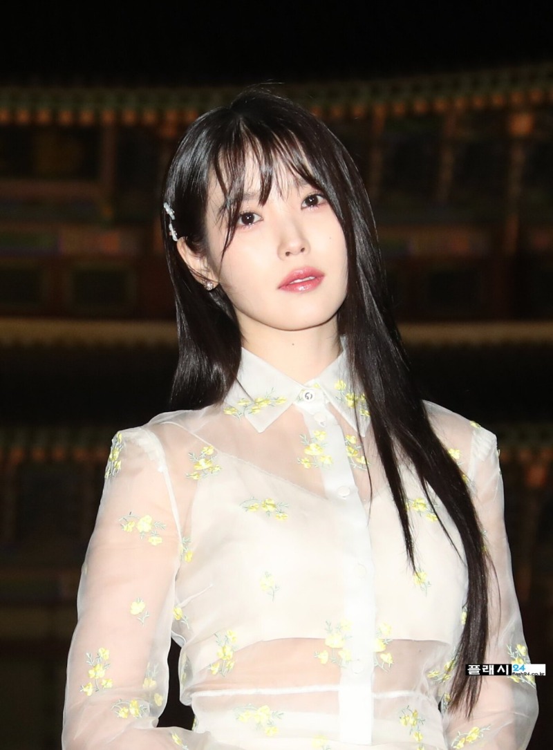 230516-IU-at-Gucci-2024-Cruise-4.jpg