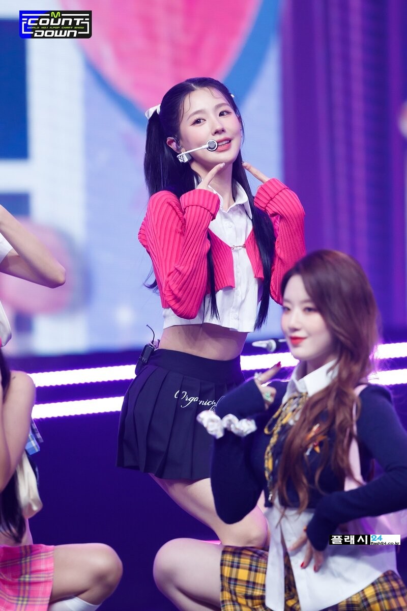 230601-G-I-DLE-Miyeon-Queencard-at-M-COUNTDOWN-documents-1(1).jpg