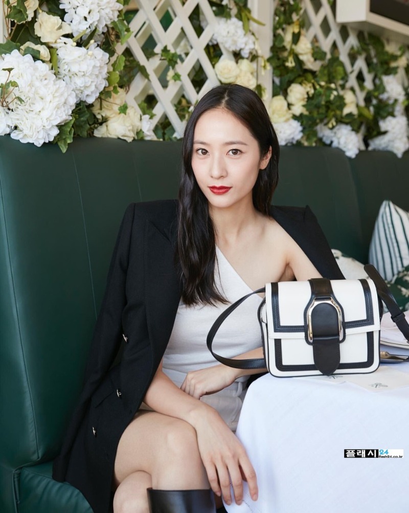 220710-KRYSTAL-JUNG-at-Wimbledon-2022-4.jpg