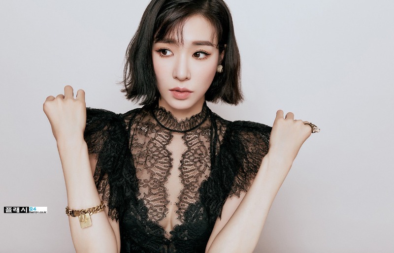 Tiffany ELLE HK December.2018 P05.jpg