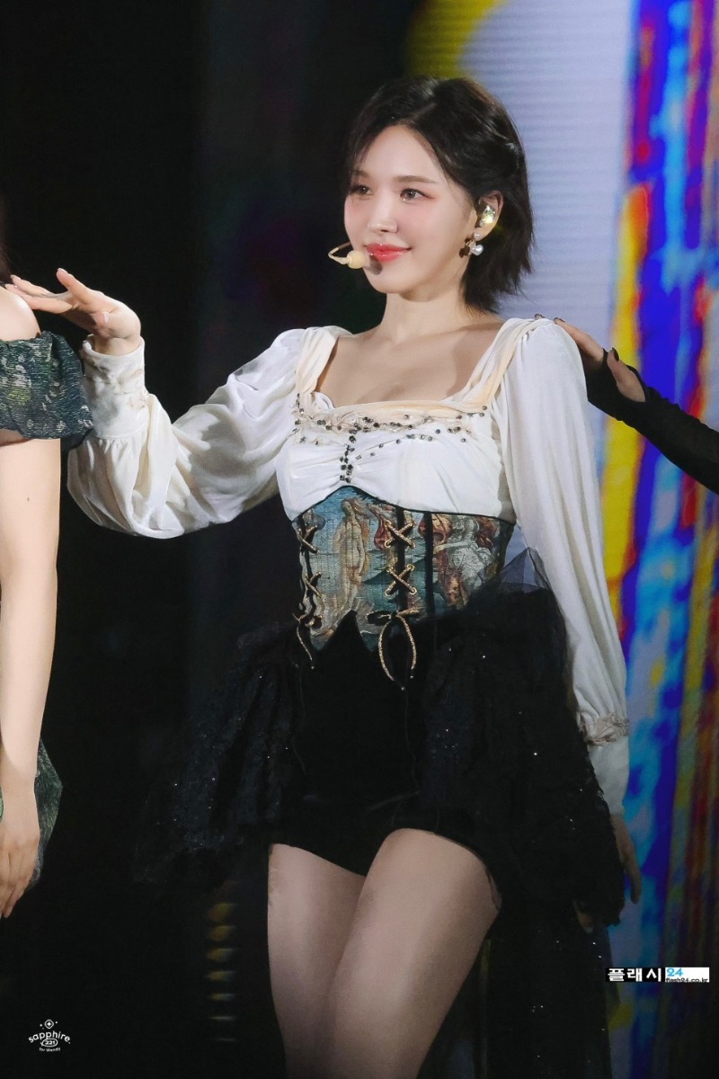 230923-Red-Velvet-Wendy-1.jpg