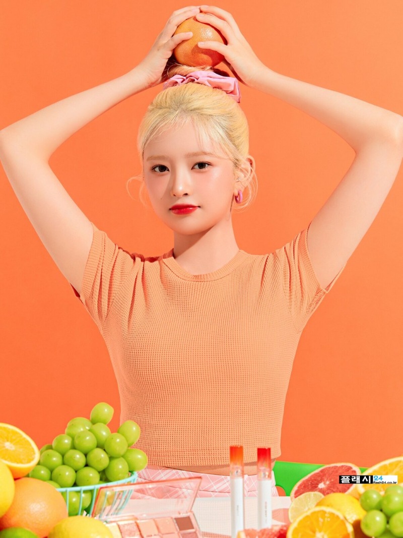 IVE-Rei-for-Peach-C-Fruit-Market-Collection-8.jpg