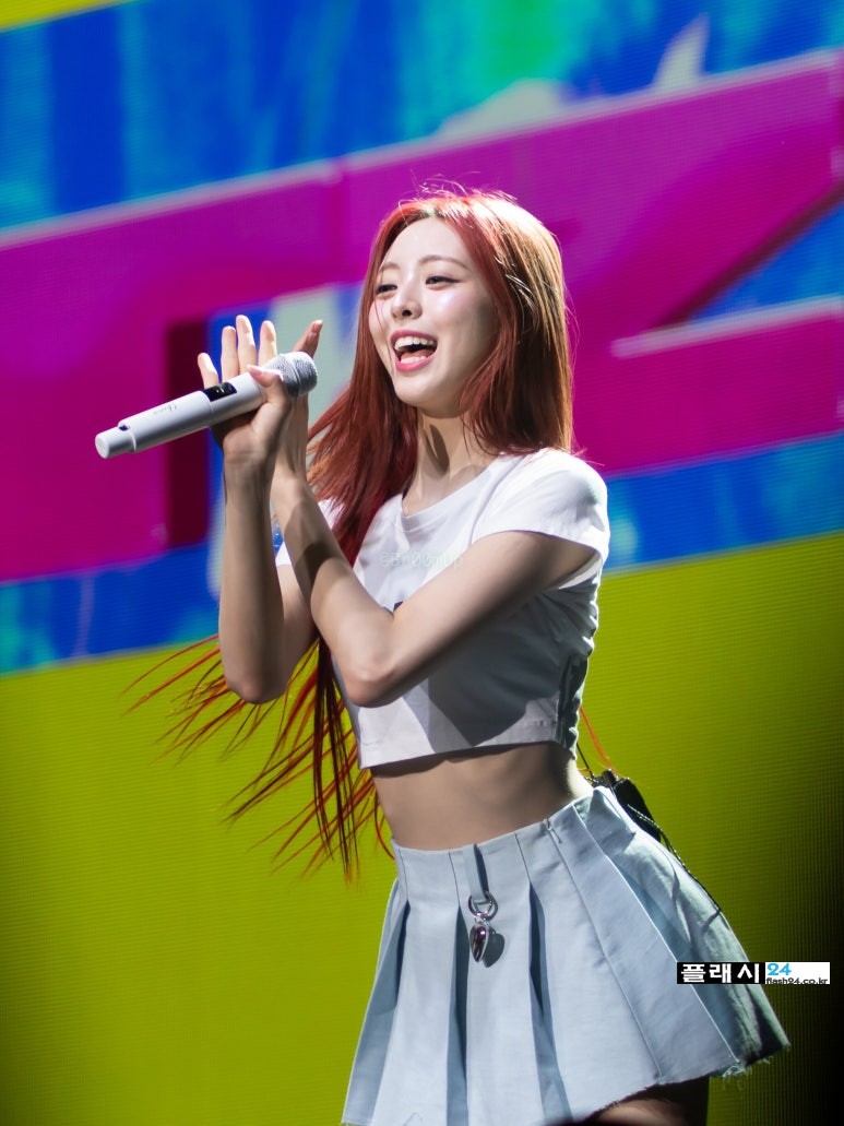 240616-YUNA-ITZY-Born-To-Be-World-Tour-in-Irving-5.jpg