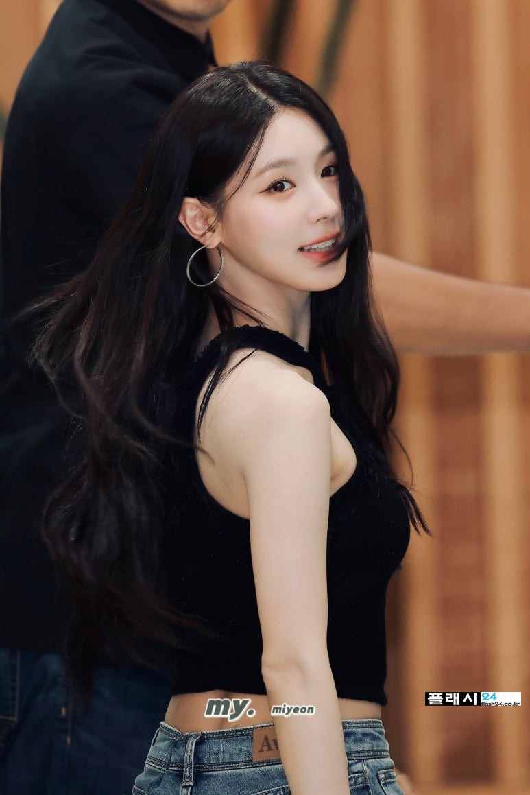 240709-G-I-DLE-Miyeon-KBS-Cool-FM-Radio-Commute-5.jpg