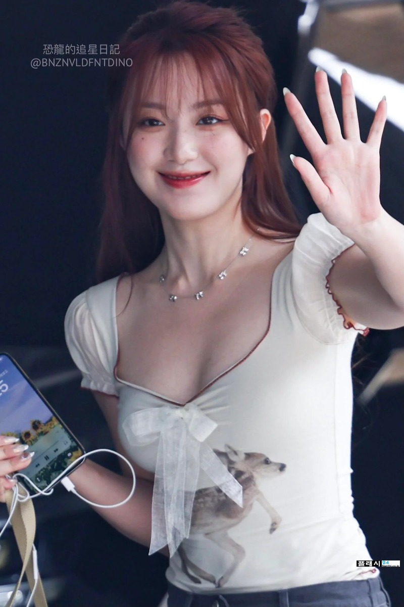 g-i-dle-shuhua-v0-h0s8r5fdjuid1.jpg