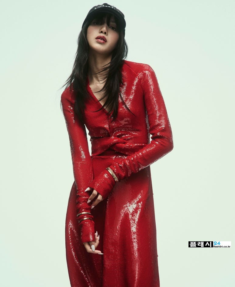 Lisa-for-Elle-Magazine-September-2024-8.jpg