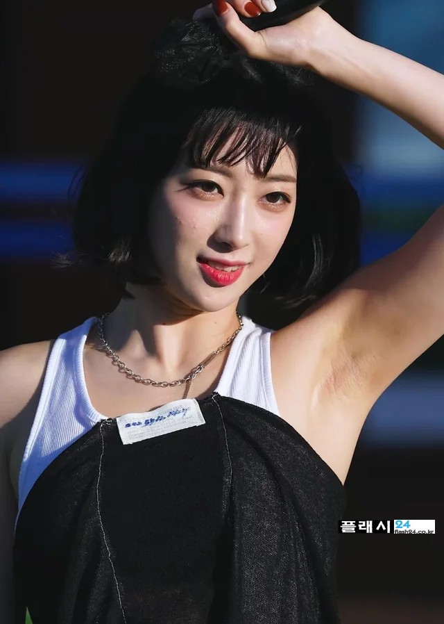 ̳-ܵ-̳-riina-h1key-Ű-g-o-a-t-hottest-armpits-in-the-v0-m0ex2yyv28gc1.jpg