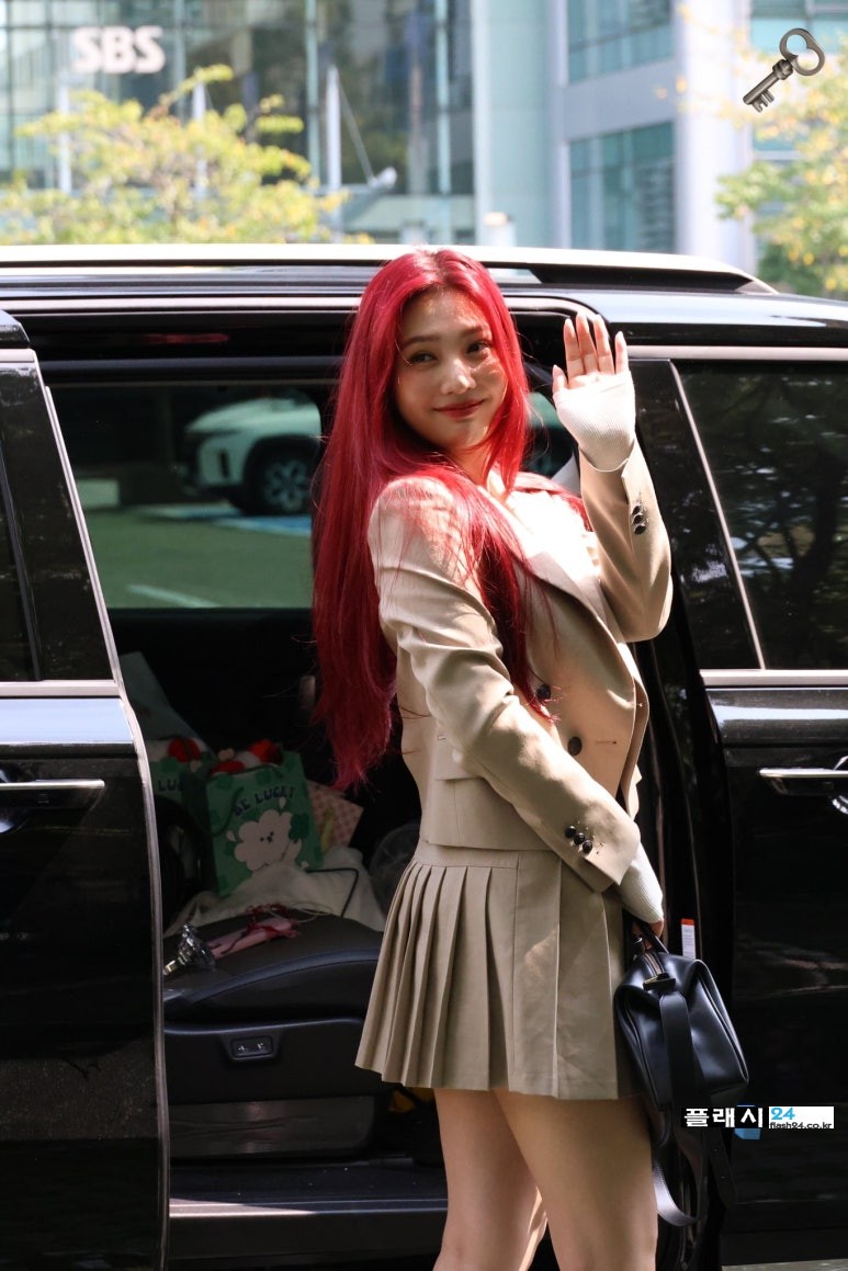 240911-Joy-at-Animal-Farm-Commute-7.jpg